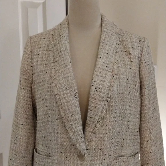 Ann Taylor NWT  Fringe Blazer. - Picture 5 of 6